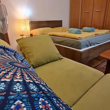 Weiner Downtown Будапешт